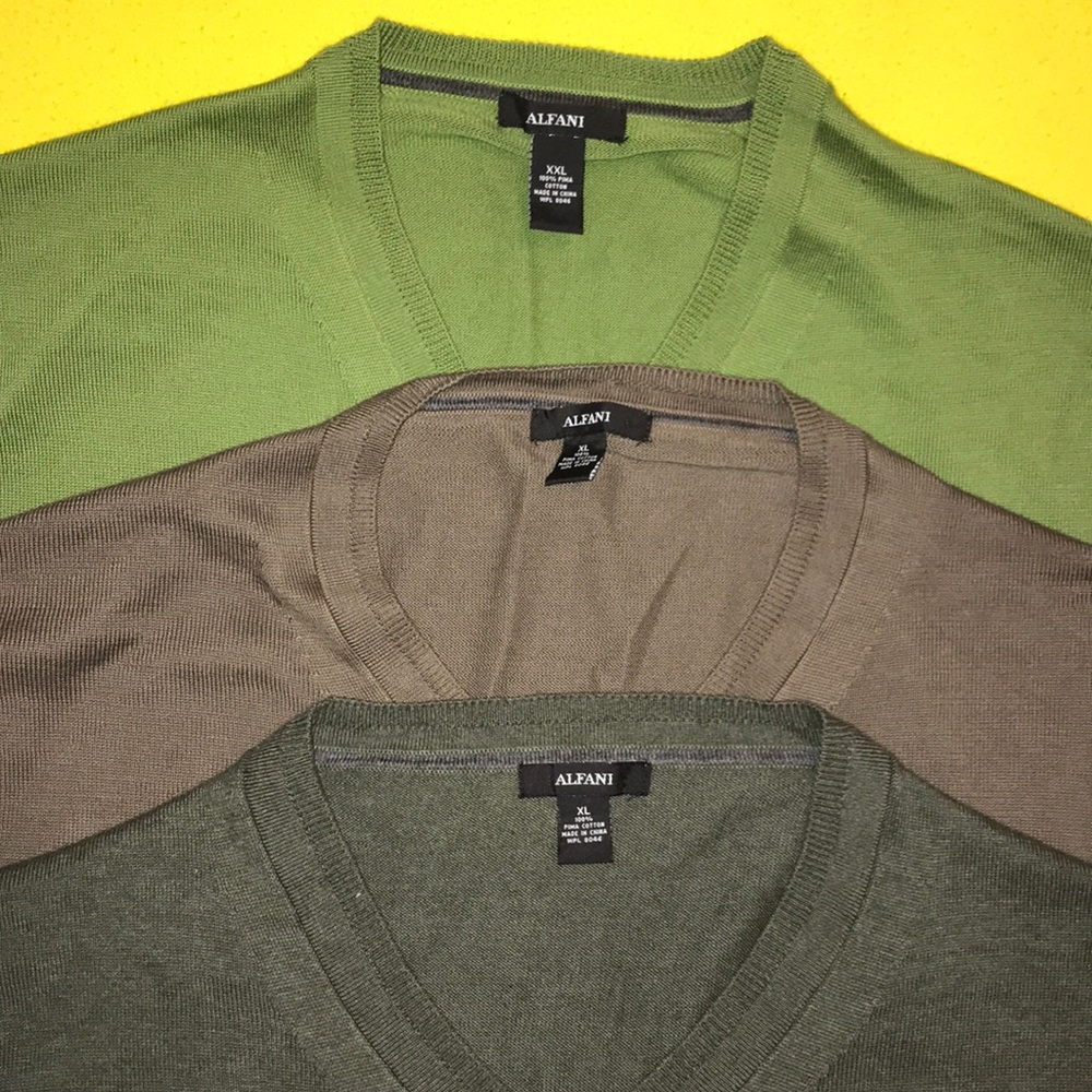 Alfani Men’s V-neck EUC $12 each Bundle 2 for $20. - Picture 1 of 11